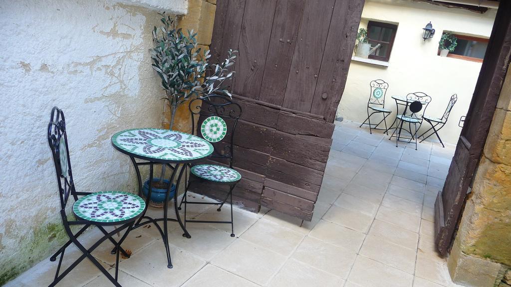 Appartement Aux Armoiries De Sarlat Room photo